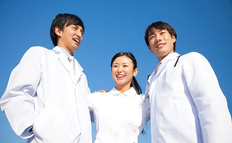 正看護師／3交代制／一般病棟の画像