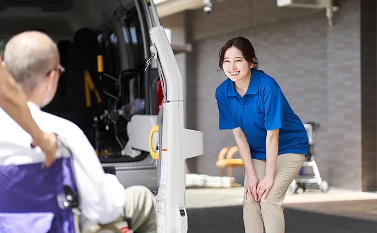ヘルパー・介護職（無資格OK）の画像