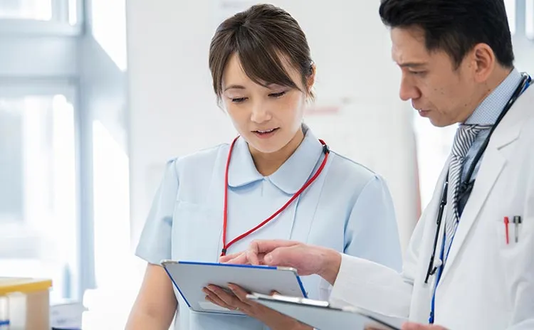 正看護師/日勤のみ/病院併設の訪問看護ステーションの画像