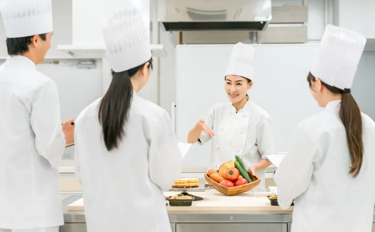 調理師／児童定員：70名の画像