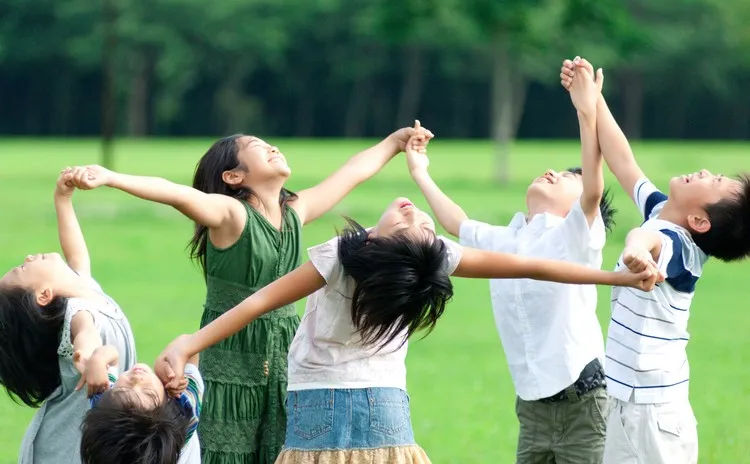 放課後児童支援員の画像