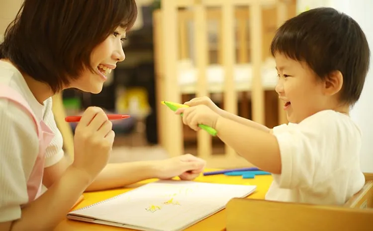 子育て支援員の画像