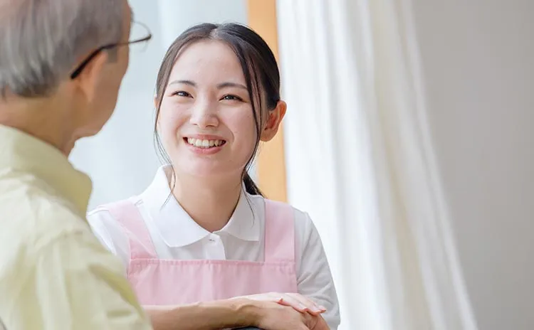 ヘルパー・介護職(実務者研修/初任者研修)の画像