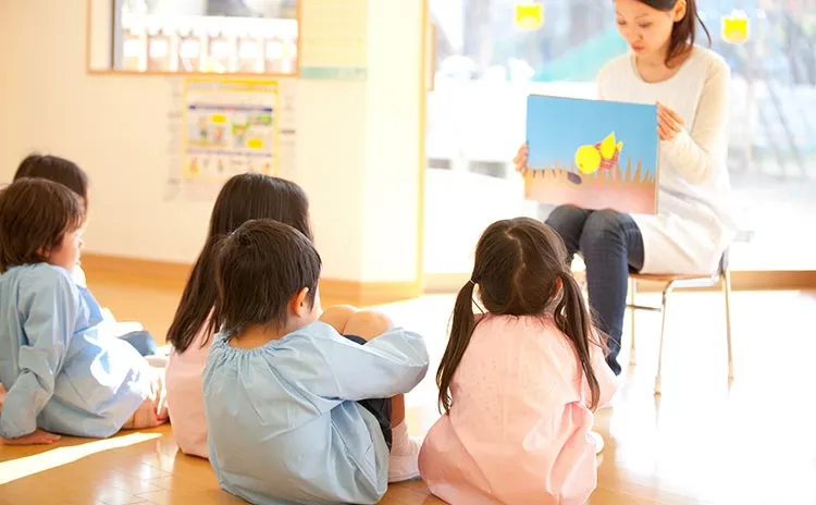 幼稚園教諭／定員100名の画像